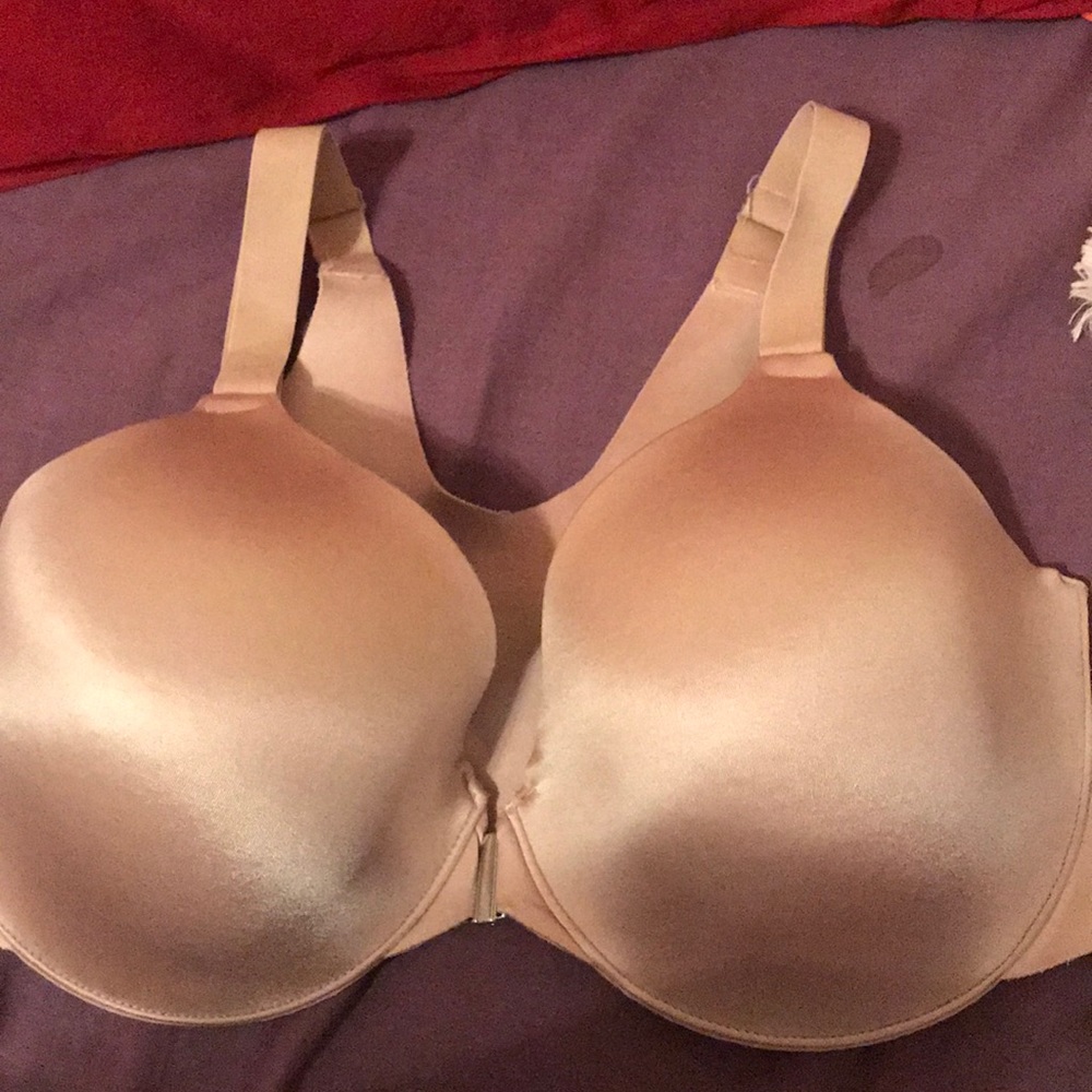 Vanishing back front closure
